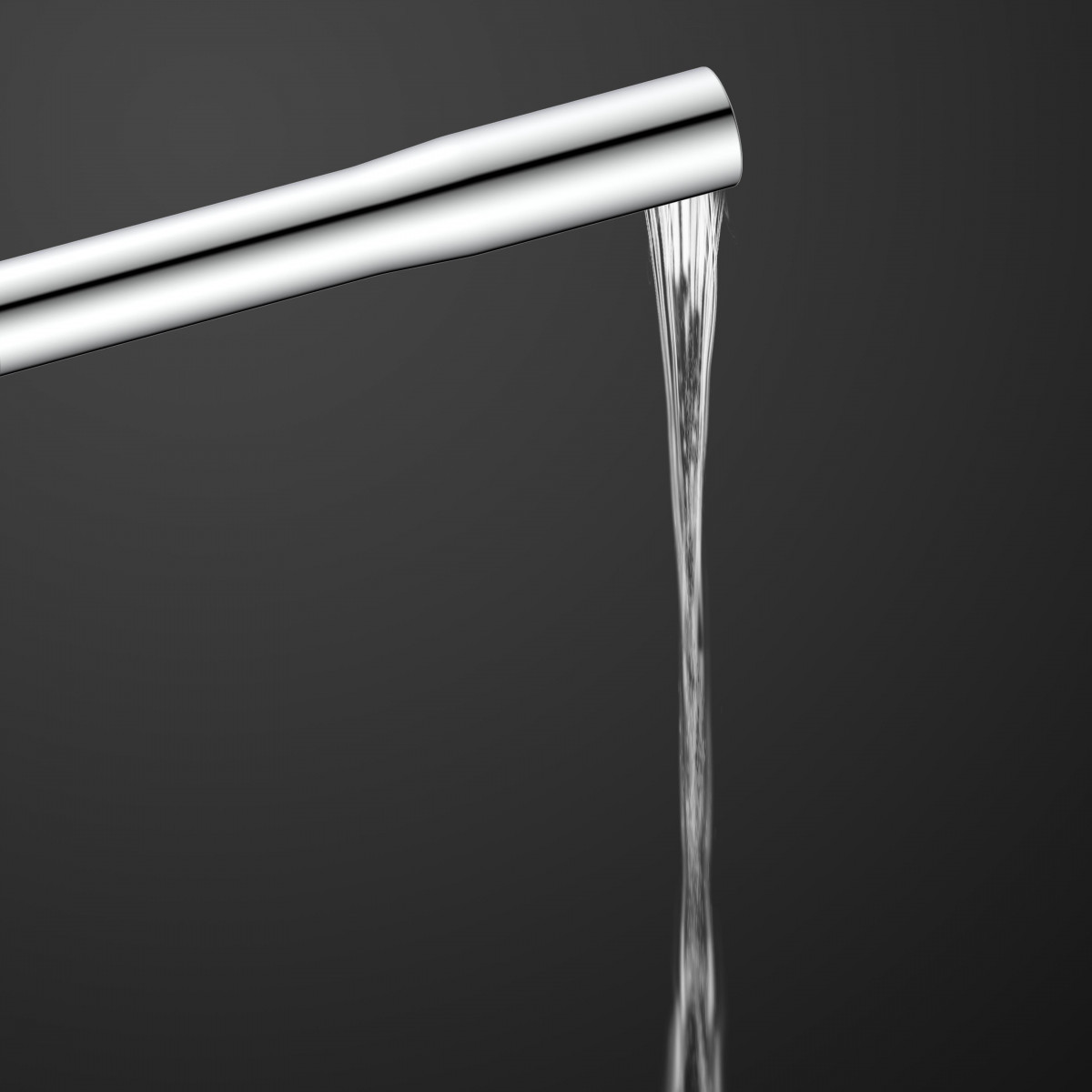 Zylindrischer Auslauf aus Chrom mit gleichmäßig fließendem Wasserstrahl
