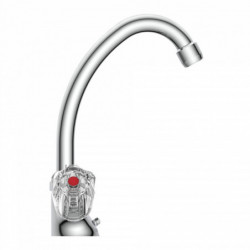Verchromter Wasserhahn mit gebogenem Auslauf und transparentem Drehgriff mit roter Markierung.