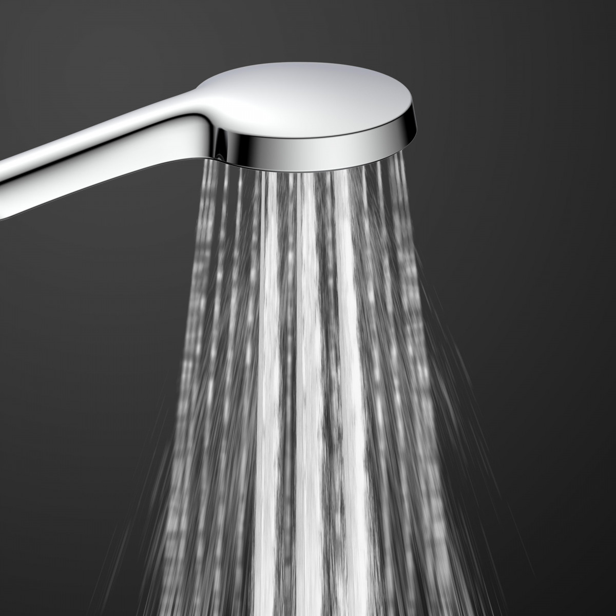 Verchromter Duschkopf mit gleichmäßig austretenden Wasserstrahlen