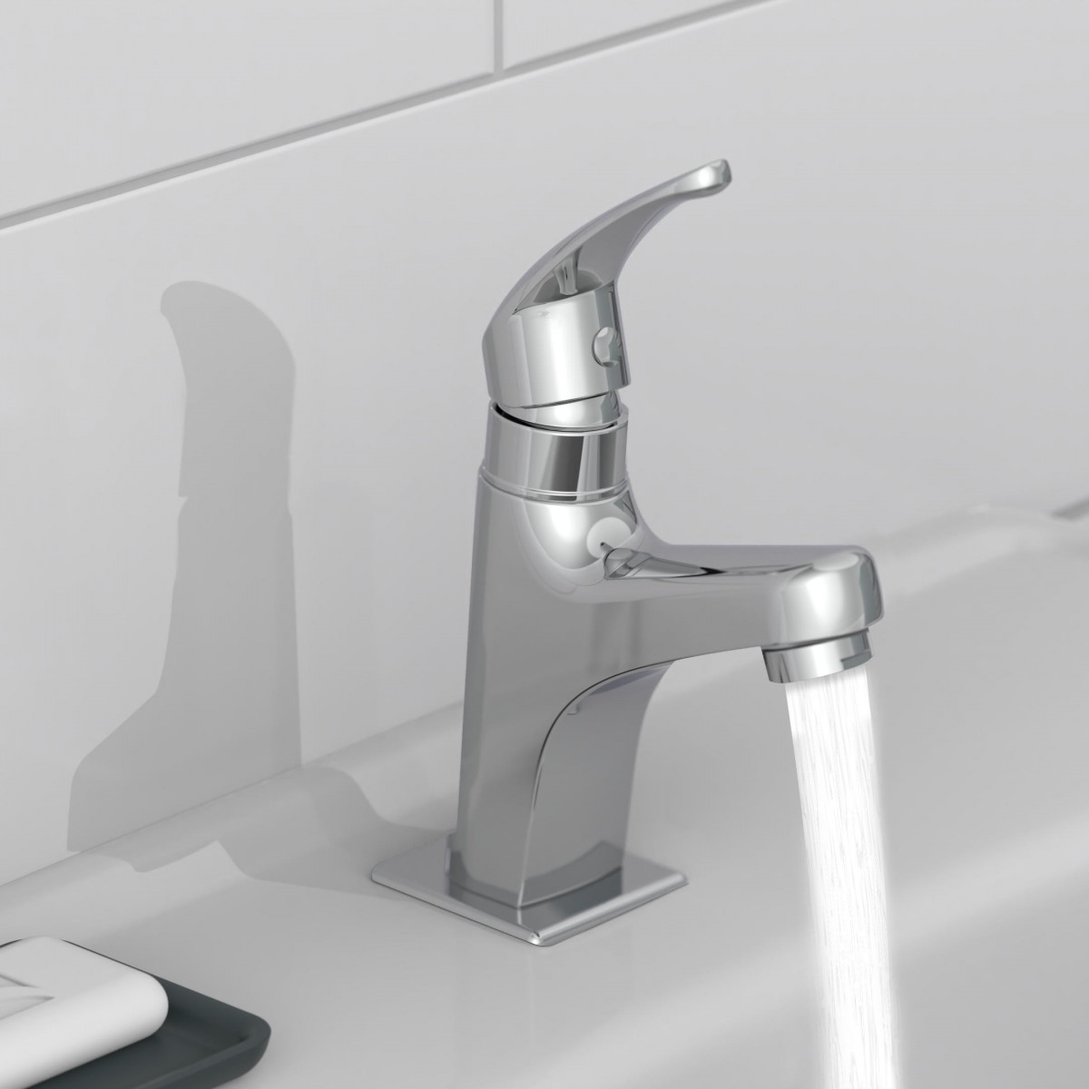 Chromfarbene Einhebel-Waschtischarmatur mit laufendem Wasserstrahl