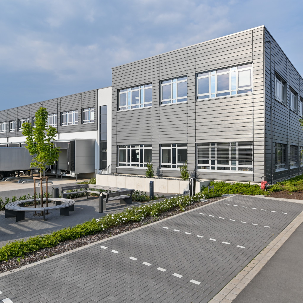 History: Company location Hullerweg 2